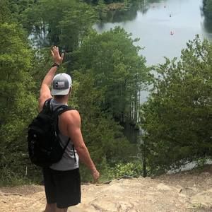 Meet your Posher, Brett